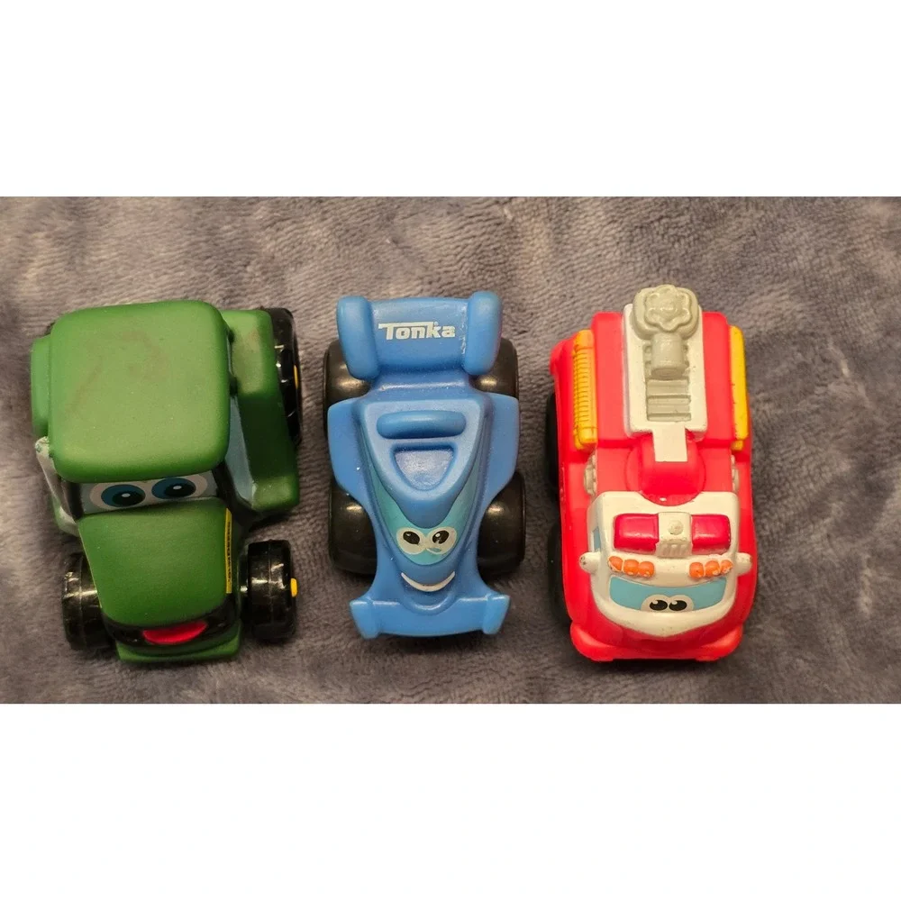 Mixed Toy Vehicle Lot Tomy John Deere Tractor Tonka Race Car Fire Truck 3pc